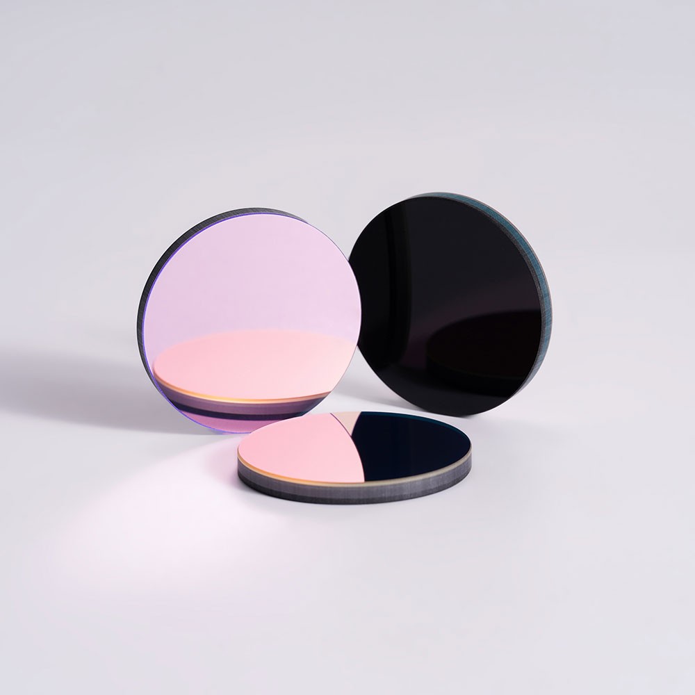 揭秘“鋯金屬濾光片”：不存在金屬薄片，卻是光學科技的核心